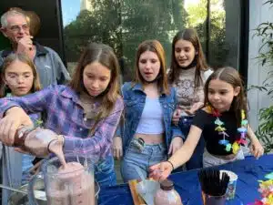 סדנת שייקים לילדים עם זיו מנור